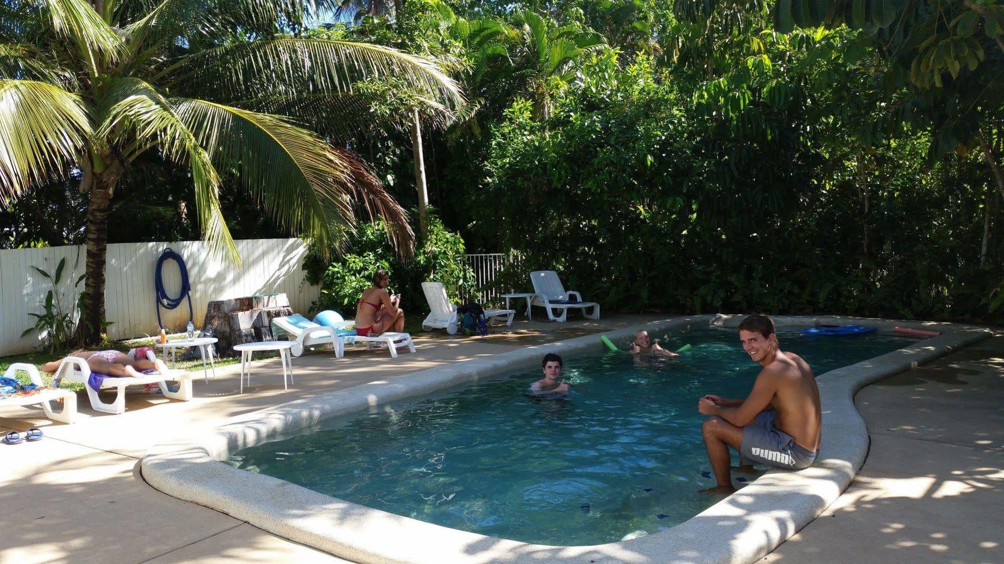 Absolute Backpackers Mission Beach Esterno foto